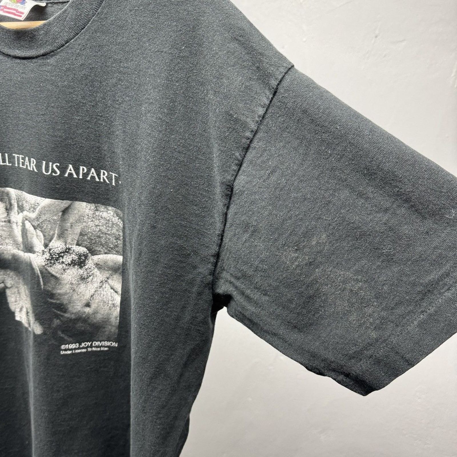 Band Tees 1993 Joy Division Shirt Thrashed Faded Single Stitch Grunge Size US L / EU 52-54 / 3 - 6 Thumbnail