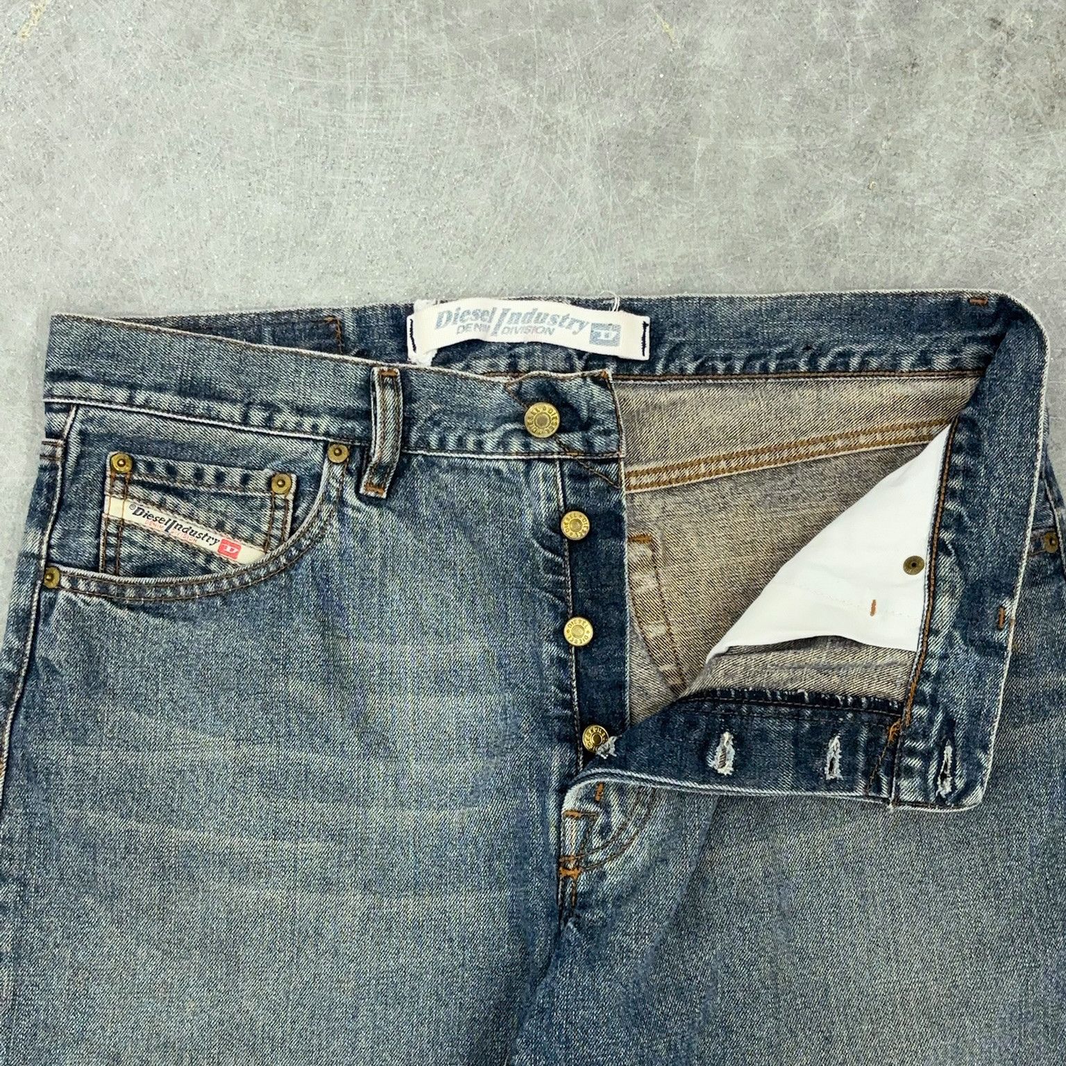 Diesel Vintage Y2K Diesel Straight Leg Button Fly Jeans Size US 34 / EU 50 - 3 Thumbnail