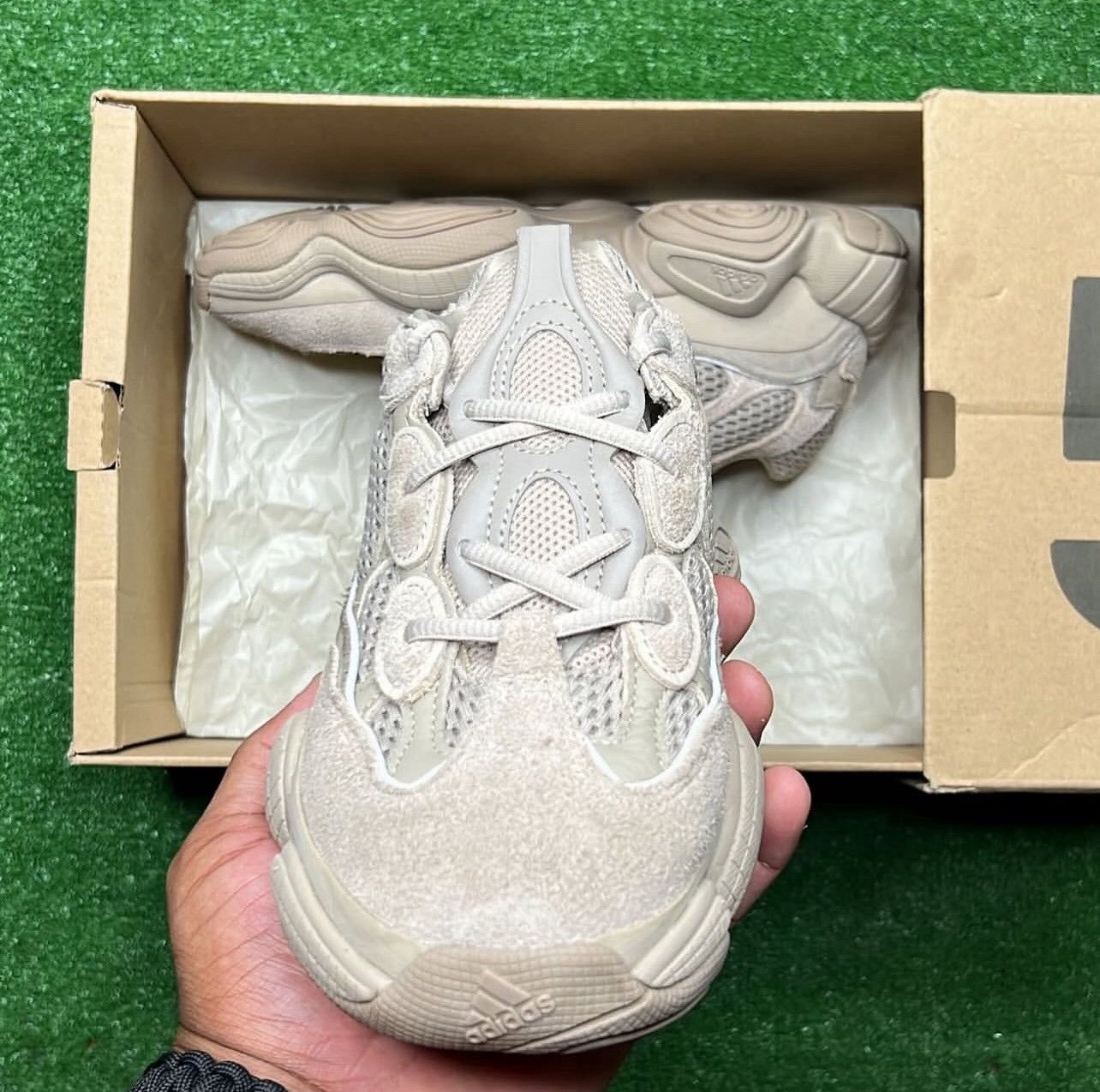 Adidas Adidas Yeezy 500 ‘ Taupe Light ‘ Size US 6 / EU 39 - 4 Thumbnail