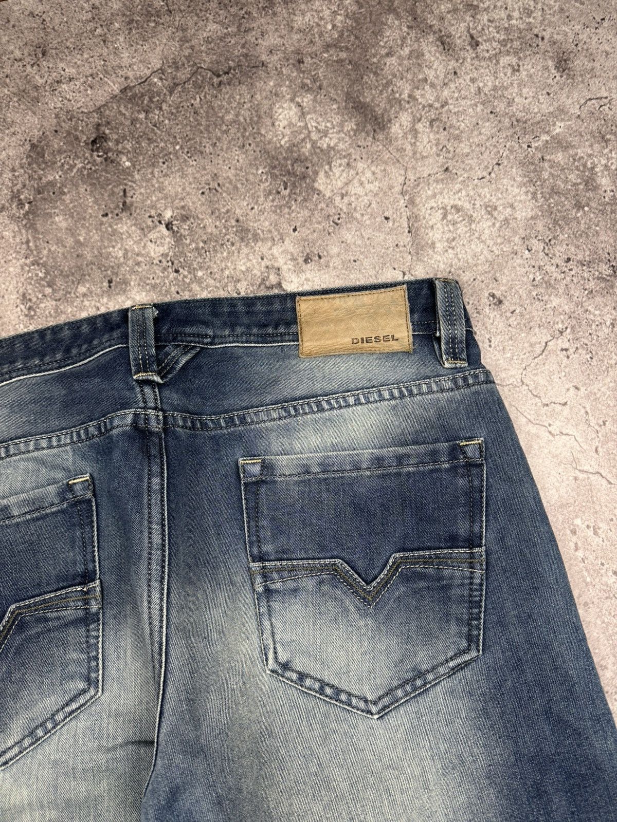 Diesel Vintage Diesel Jeans Flared Wide Japanese Y2K Faded Distress Size US 36 / EU 52 - 3 Thumbnail