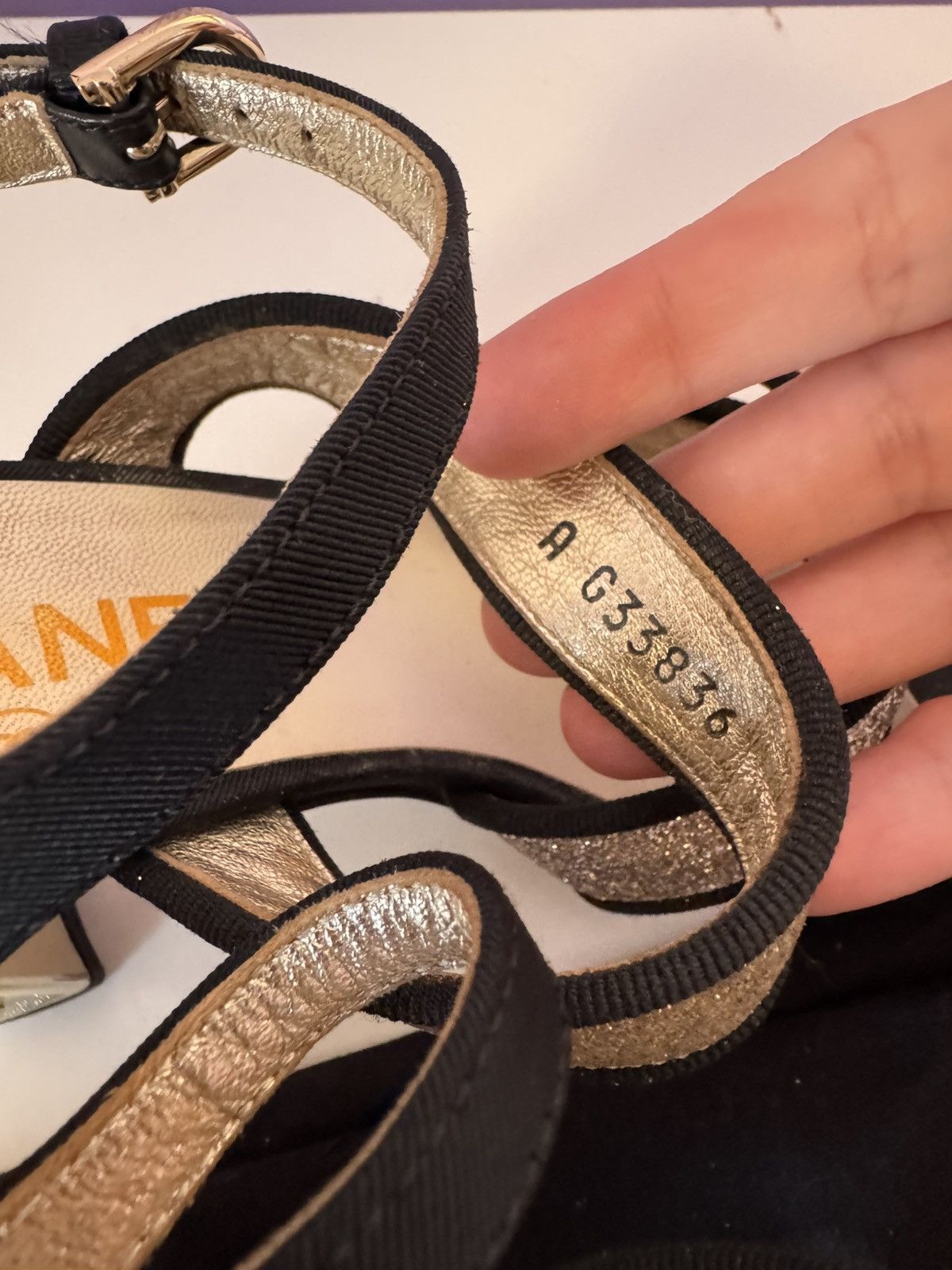 Chanel Chanel Golden black sparkle sandals size 38 Size US 8 / IT 38 - 16 Thumbnail