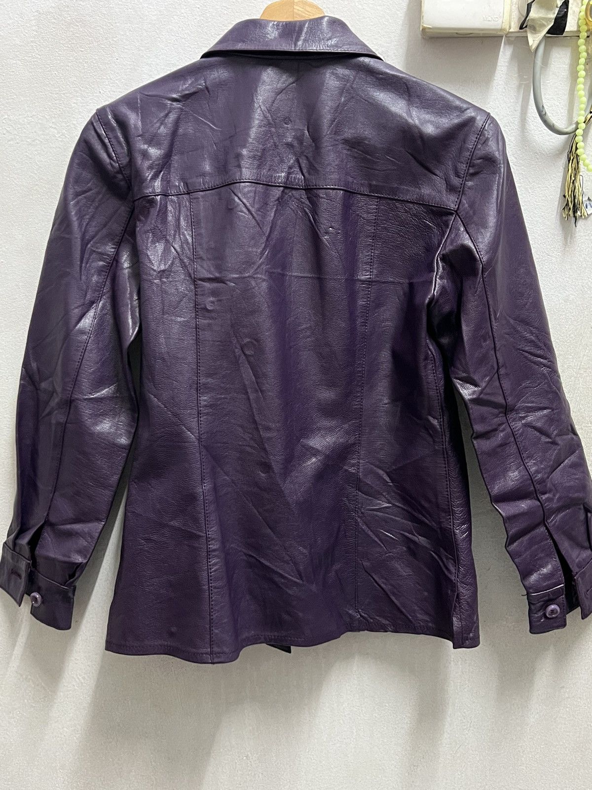 Prada Prada purple leather jacket coat in vintage Size US S / EU 44-46 / 1 - 5 Thumbnail