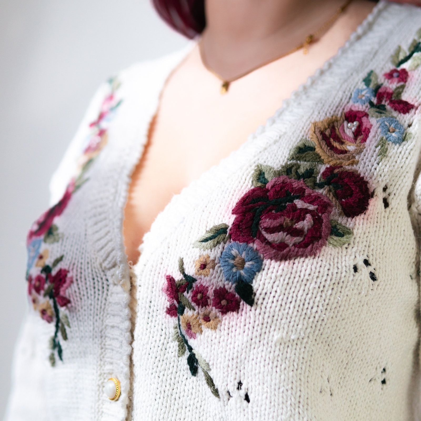 Vintage Vintage 90s Floral Crochet Needlepoint Cardigan Sweater Size S / US 4 / IT 40 - 7 Thumbnail