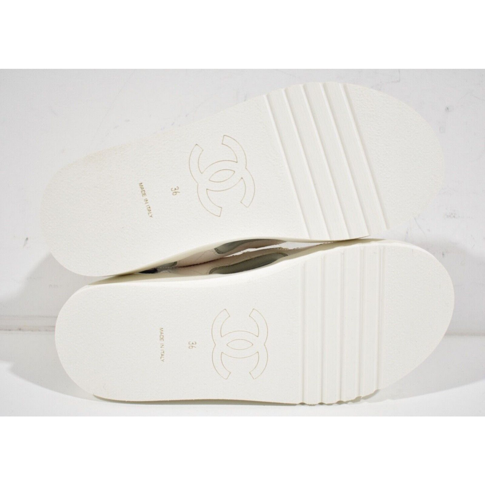 Chanel Chanel 21P White Grey Cocomark CC Logo Mule Slide Flat Size US 6 / IT 36 - 12 Thumbnail
