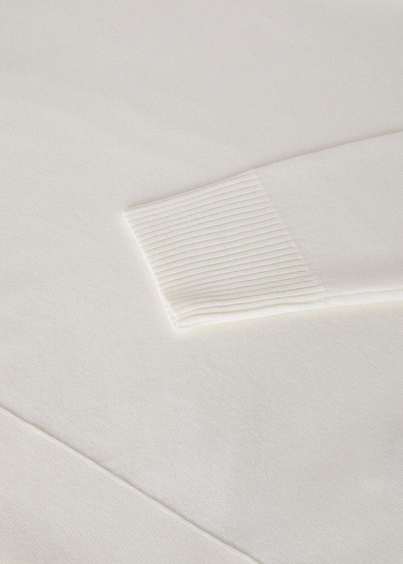Loro Piana o1w1db10126 FAL5279 Buttonless Polo Shirt in White Size US XL / EU 56 / 4 - 5 Thumbnail