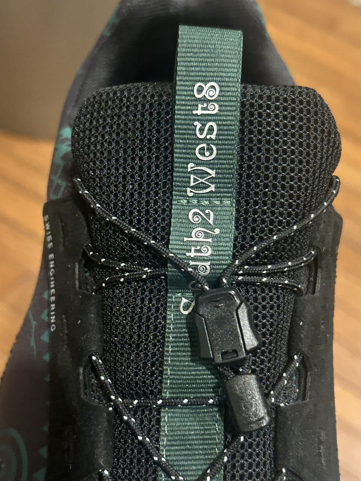 On × South2 West8 Cloudaway Black/Evergreen Running Shoe Size US 13 / EU 46 - 8 Thumbnail