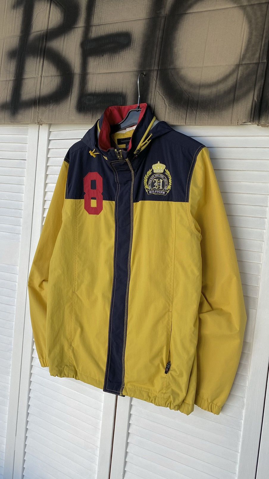 Tommy Hilfiger × Vintage Vintage Tommy Hilfiger Outdoor Waterproof Fleece Jacket Size US S / EU 44-46 / 1 - 5 Thumbnail