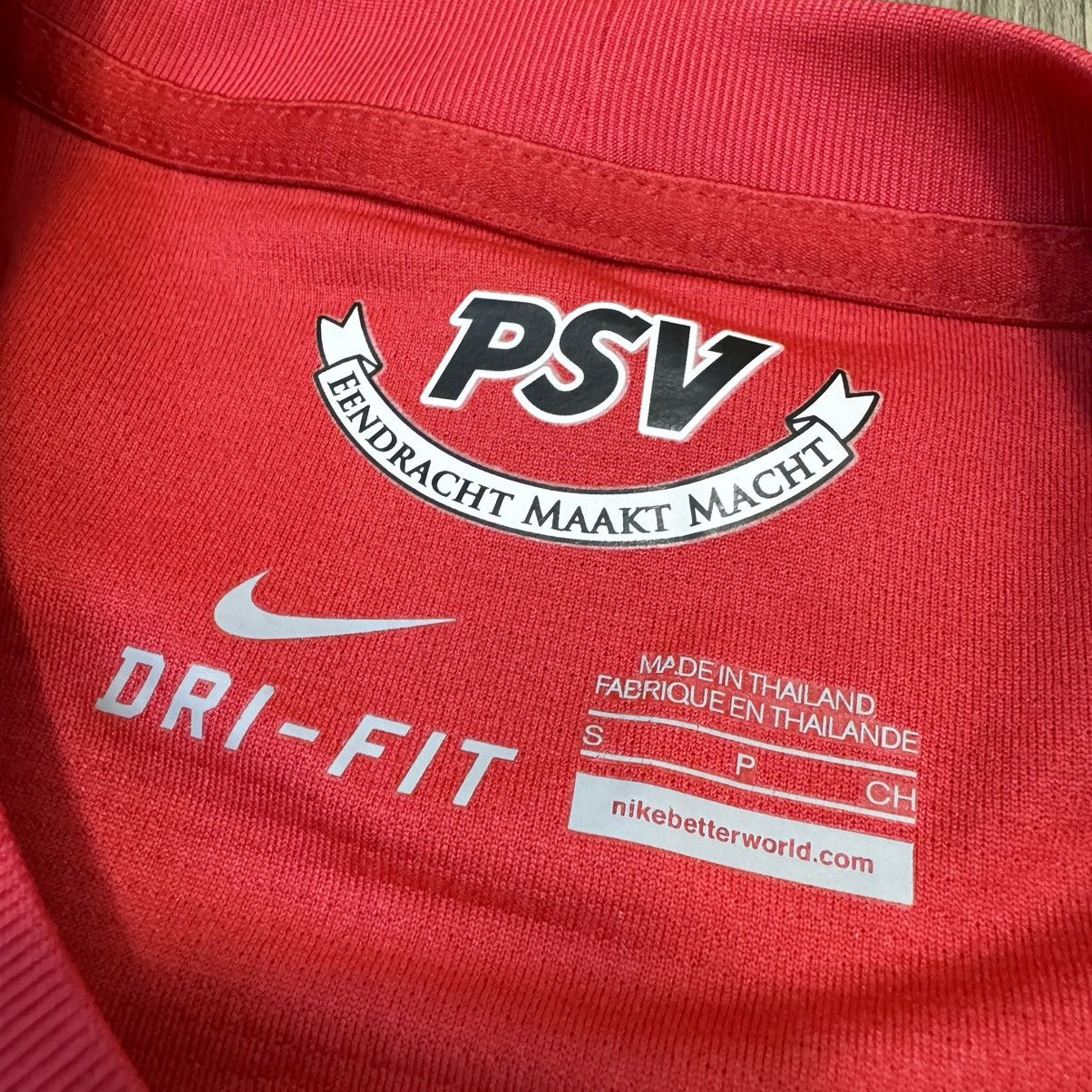 Nike PSV Eindhoven 12/13 home shirt Size US S / EU 44-46 / 1 - 6 Thumbnail
