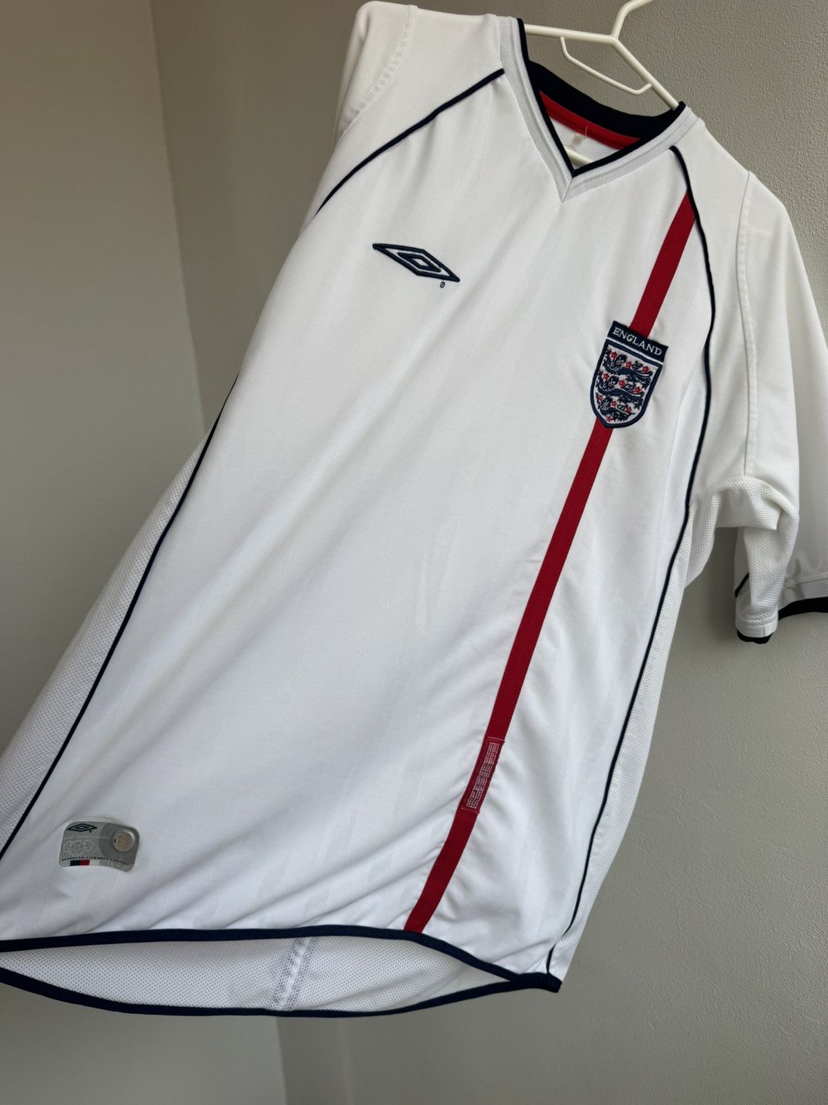 Umbro ENGLAND 2001 2002 2003 HOME FOOTBALL SHIRT SOCCER JERSEY Size US XL / EU 56 / 4 - 8 Thumbnail