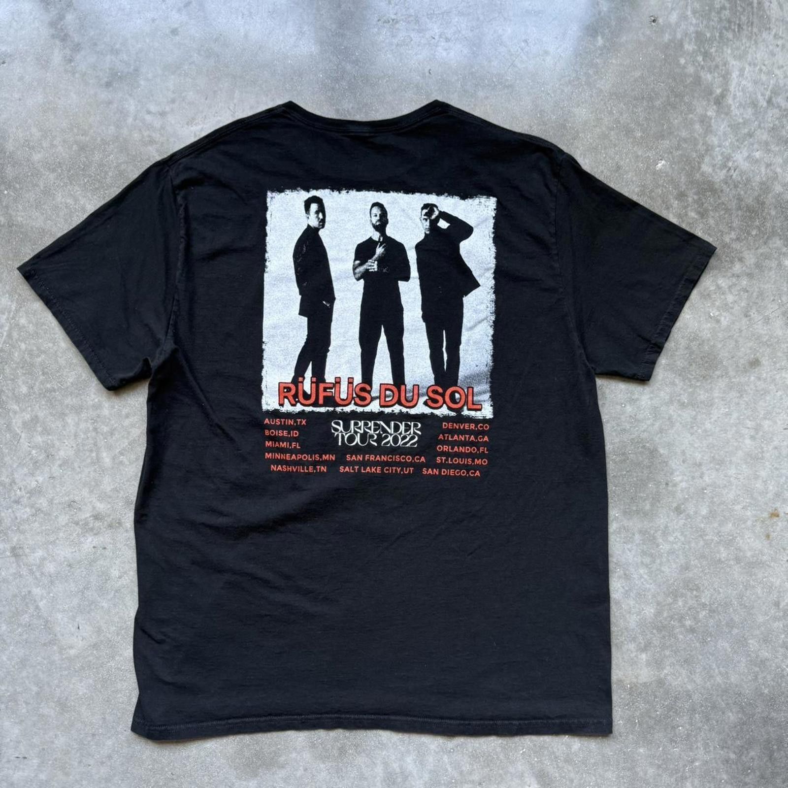 Other Rüfüs Du Sol “Surrender” Tour 2022 Merch Graphic T-shirt Size US XL / EU 56 / 4 - 2 Thumbnail