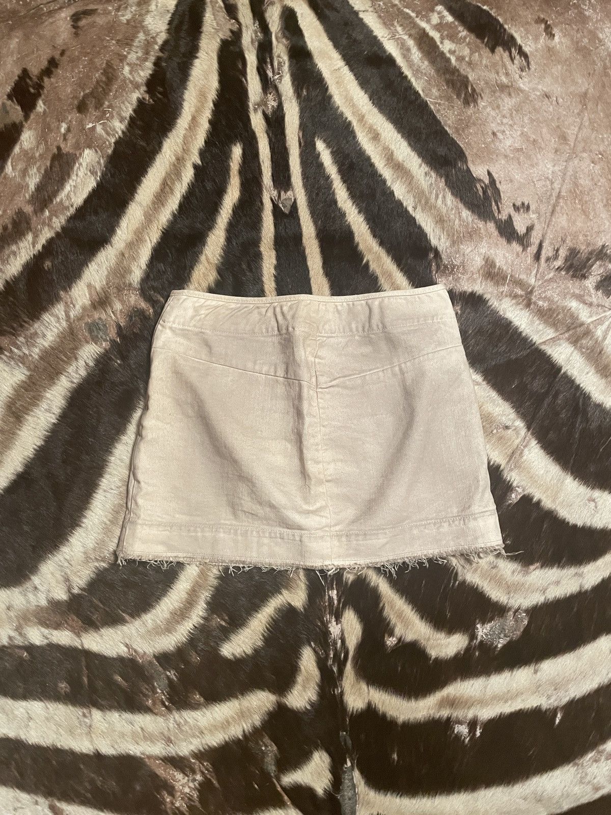 Diesel Black Gold DIESEL BLACK GOLD BUTTON MINISKIRT Size 26" / US 2 / IT 38 - 3 Thumbnail