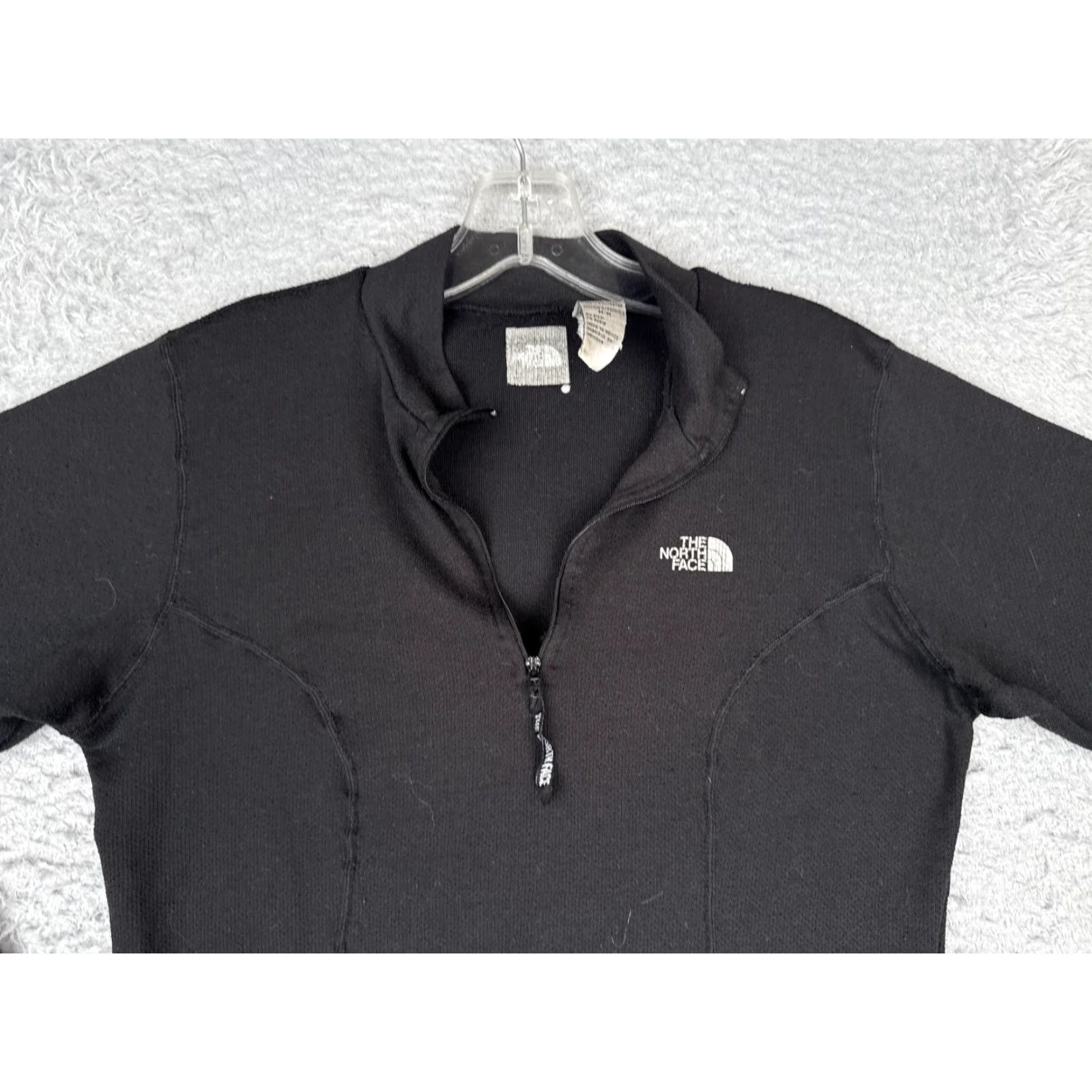 The North Face The North Face Sweatshirt Women M Black 1/4 Zip Long Sleeve Polyester READ Size M / US 6-8 / IT 42-44 - 4 Thumbnail
