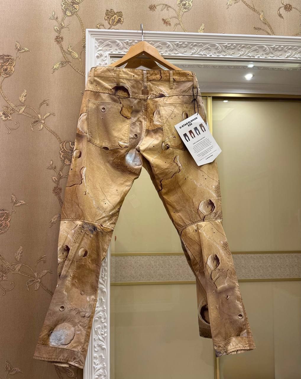 G-Star G-STAR RAW ELWOOD MENS 5622 TAPERED W31 L36 MARS PRINT BROWN Size US 31 - 3 Thumbnail