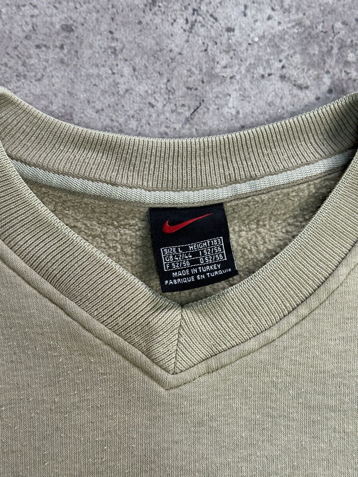 Nike × Vintage Vintage Nike Y2K Sweatshirt Big Logo Drill Swoosh Beige Size US L / EU 52-54 / 3 - 6 Thumbnail