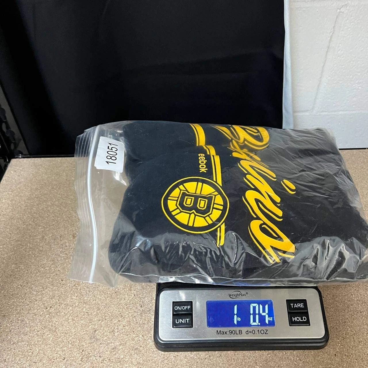 Reebok Boston Bruins Hoodie Women M Pullover Long Sleeve Outdoor Size M / US 6-8 / IT 42-44 - 8 Thumbnail