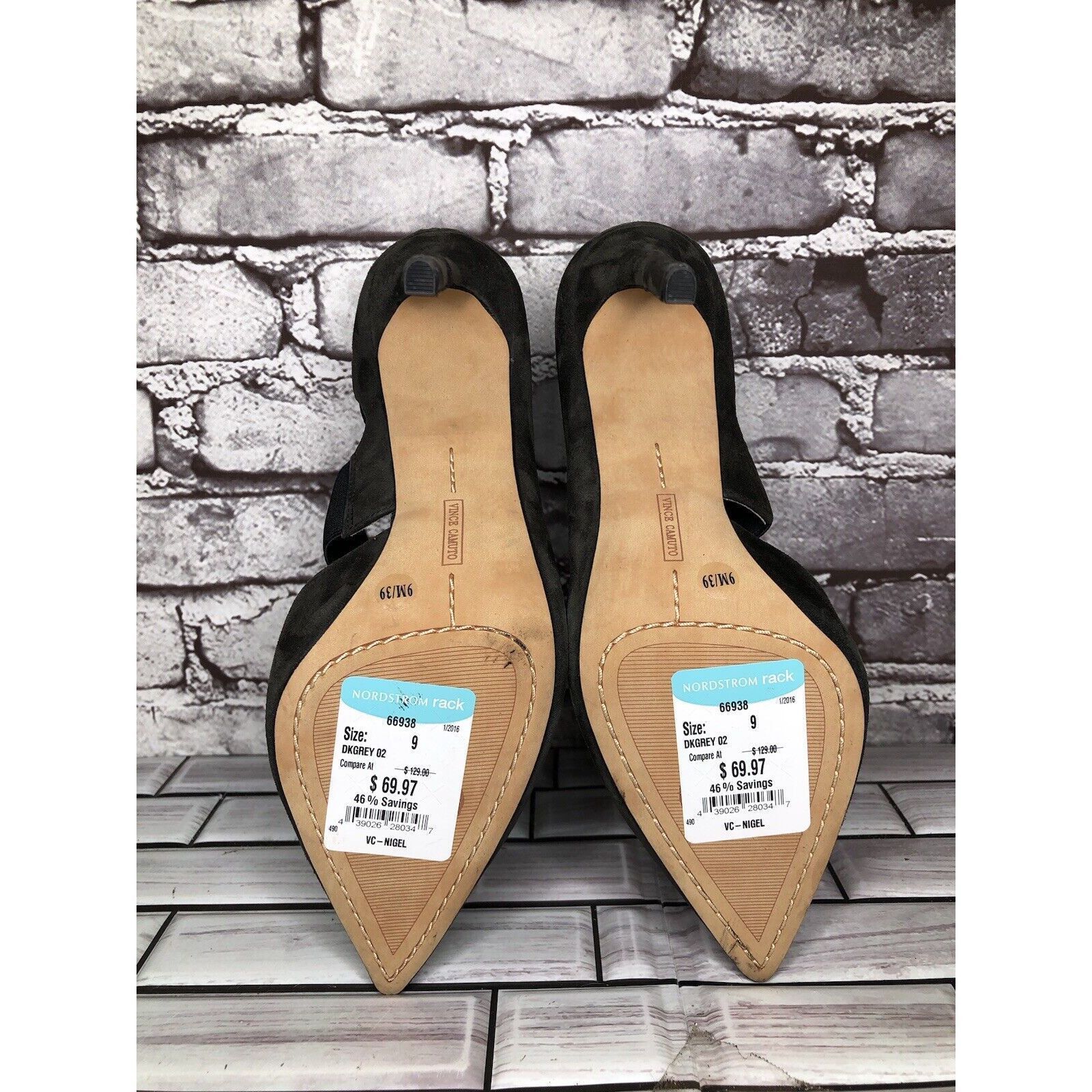 Vince Camuto Vince Camuto Nigel Charcoal Gray Suede Elastic Pointed Toe H Size US 9 / IT 39 - 13 Thumbnail