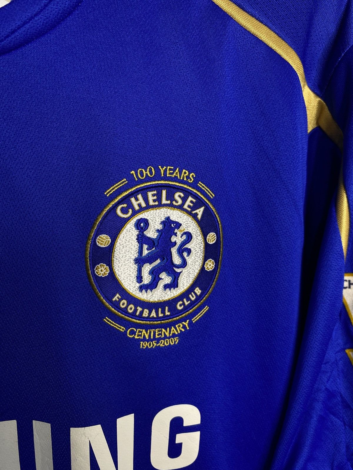 Umbro Jersey vintage chelsea 2004-2005 Size US L / EU 52-54 / 3 - 5 Thumbnail