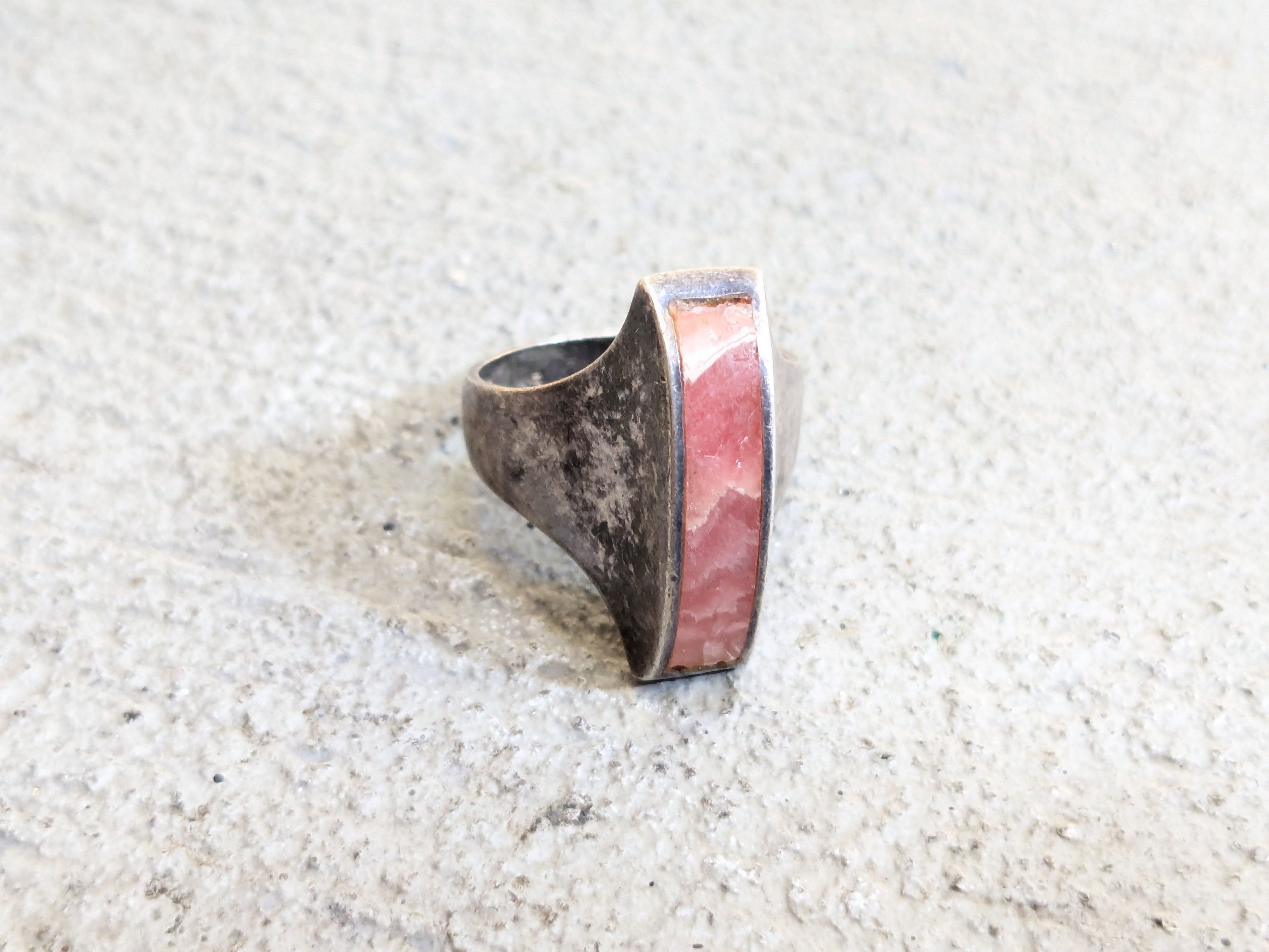 Jewelry × Sterling Silver Vintage Sterling Silver Ring Rhodochrosite 6 Modern Abstract Size ONE SIZE - 1 Thumbnail