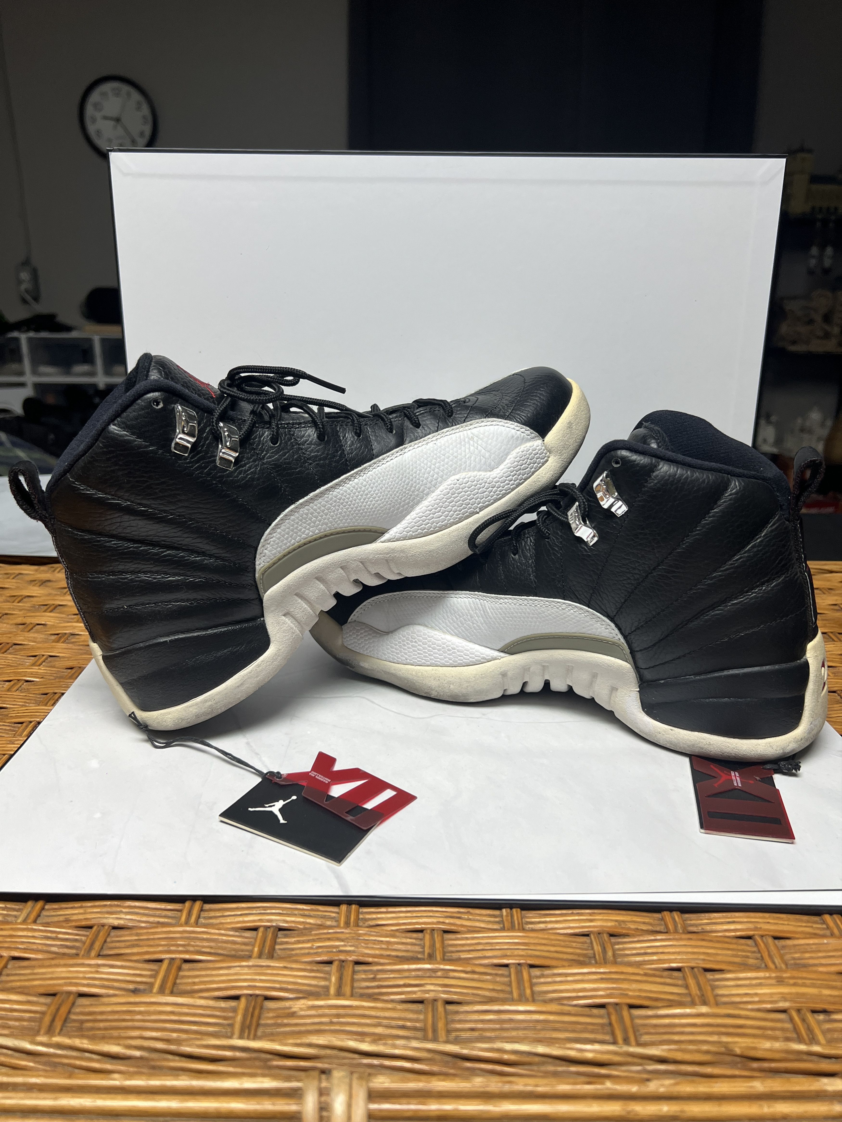 Jordan Brand Air Jordan 12 Playoffs (2012) Size US 9.5 / EU 42-43 - 2 Thumbnail