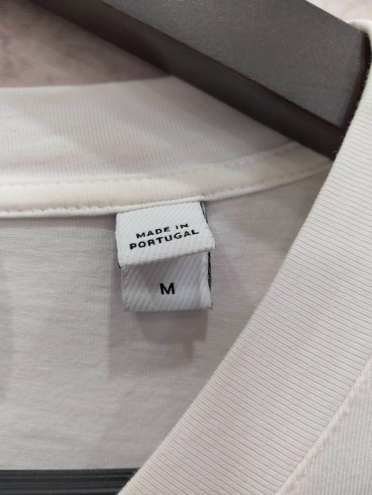 Burberry Burberry White London Slogan Logo S/S Tee M 95 New Size US M / EU 48-50 / 2 - 5 Thumbnail