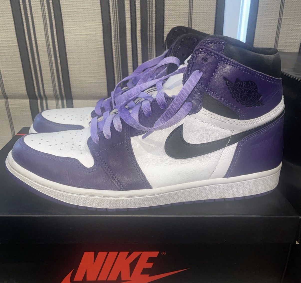 Jordan Brand Jordan 1 Retro OG High Court Purple 2.0 size 11.5 Size US 11.5 / EU 44-45 - 4 Thumbnail
