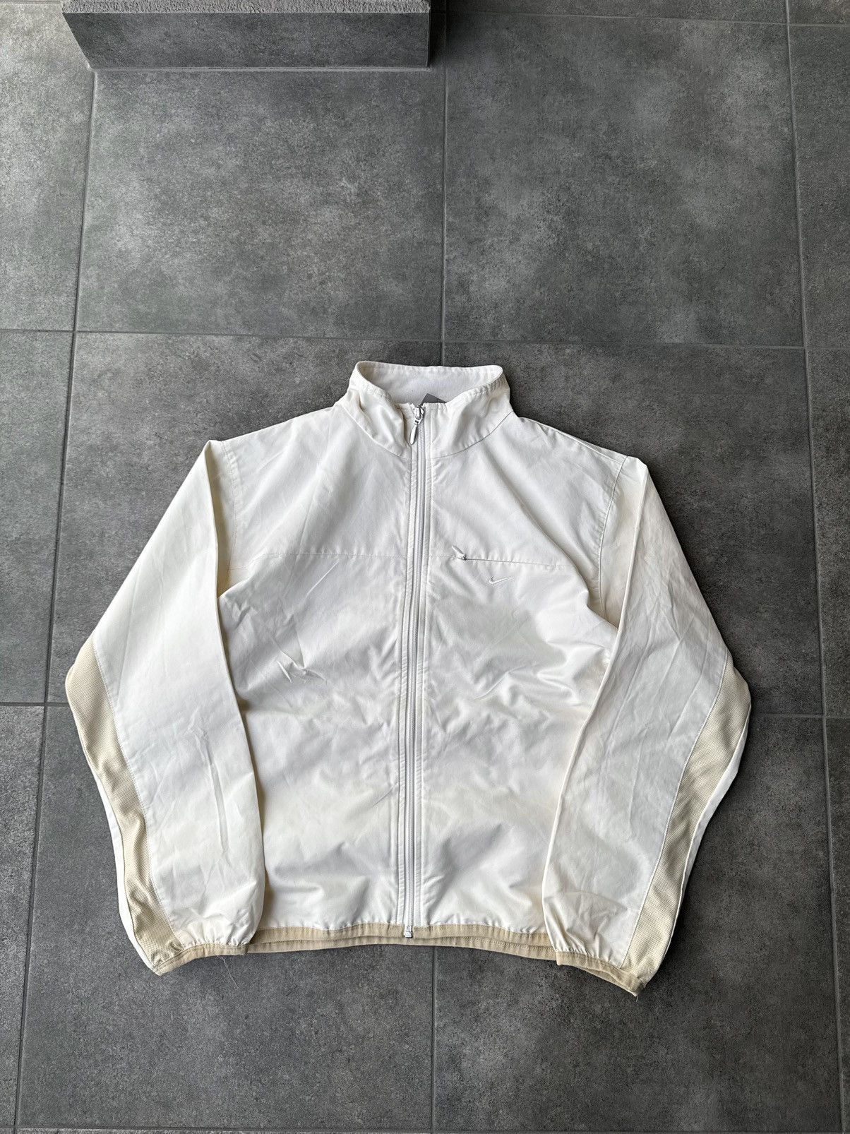 Nike Vintage Y2K Nike Track Jacket 2000s Windbreaker Size US S / EU 44-46 / 1 - 8 Thumbnail