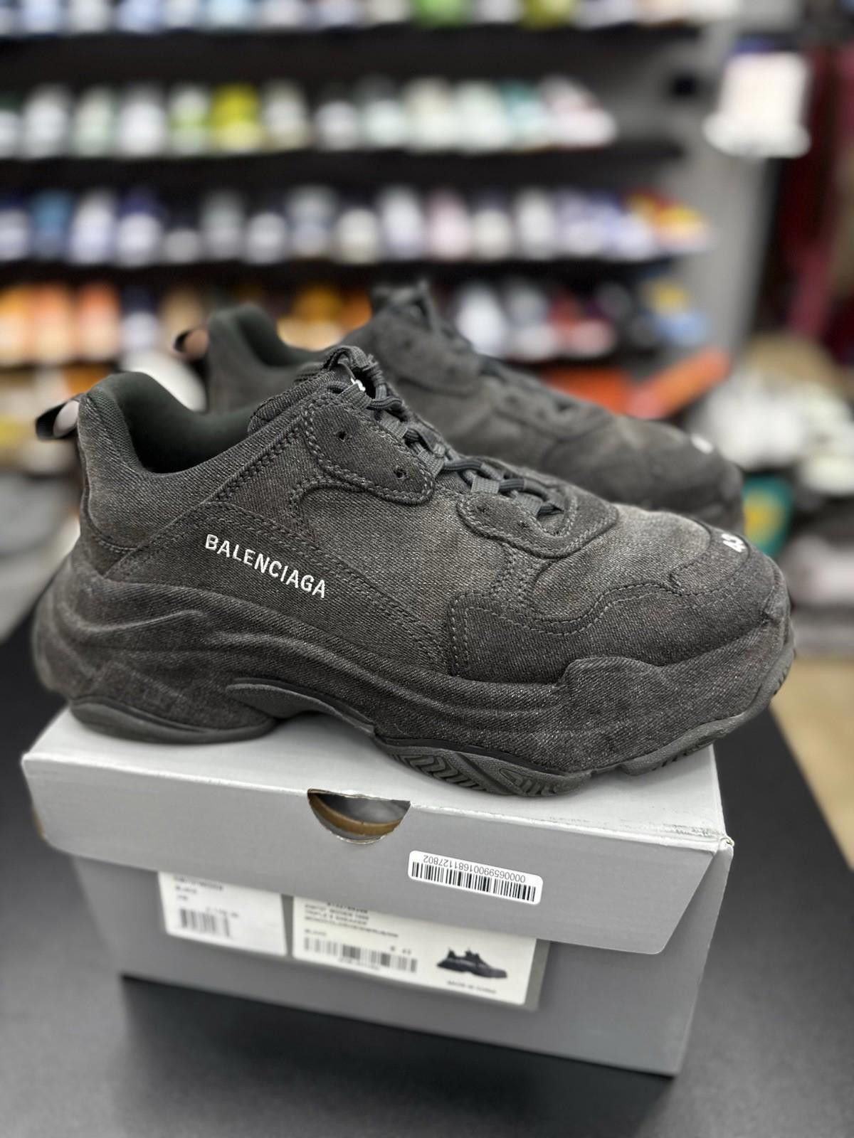 Balenciaga Balenciaga Triple S Denim Size 10US/43EU $1150 Retail Size US 10 / EU 43 - 2 Thumbnail