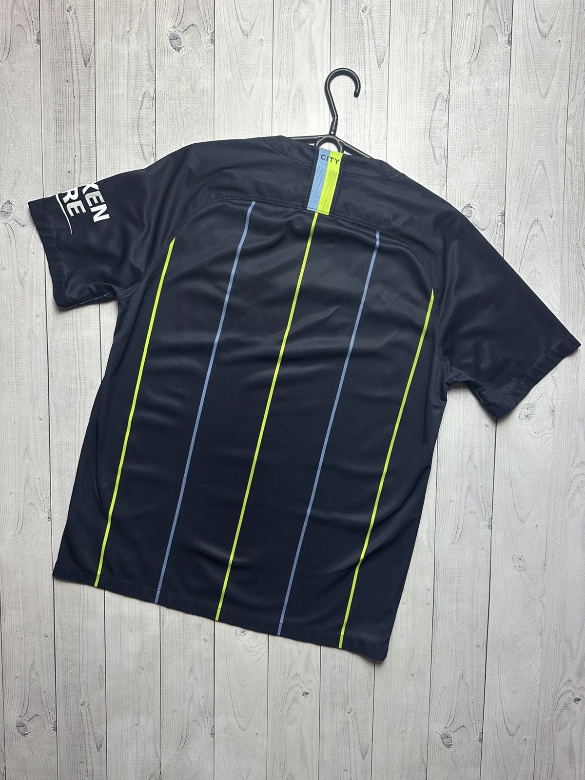 Nike × Vintage Vintage Nike Manchester City soccer jersey navy size L Size US L / EU 52-54 / 3 - 10 Thumbnail