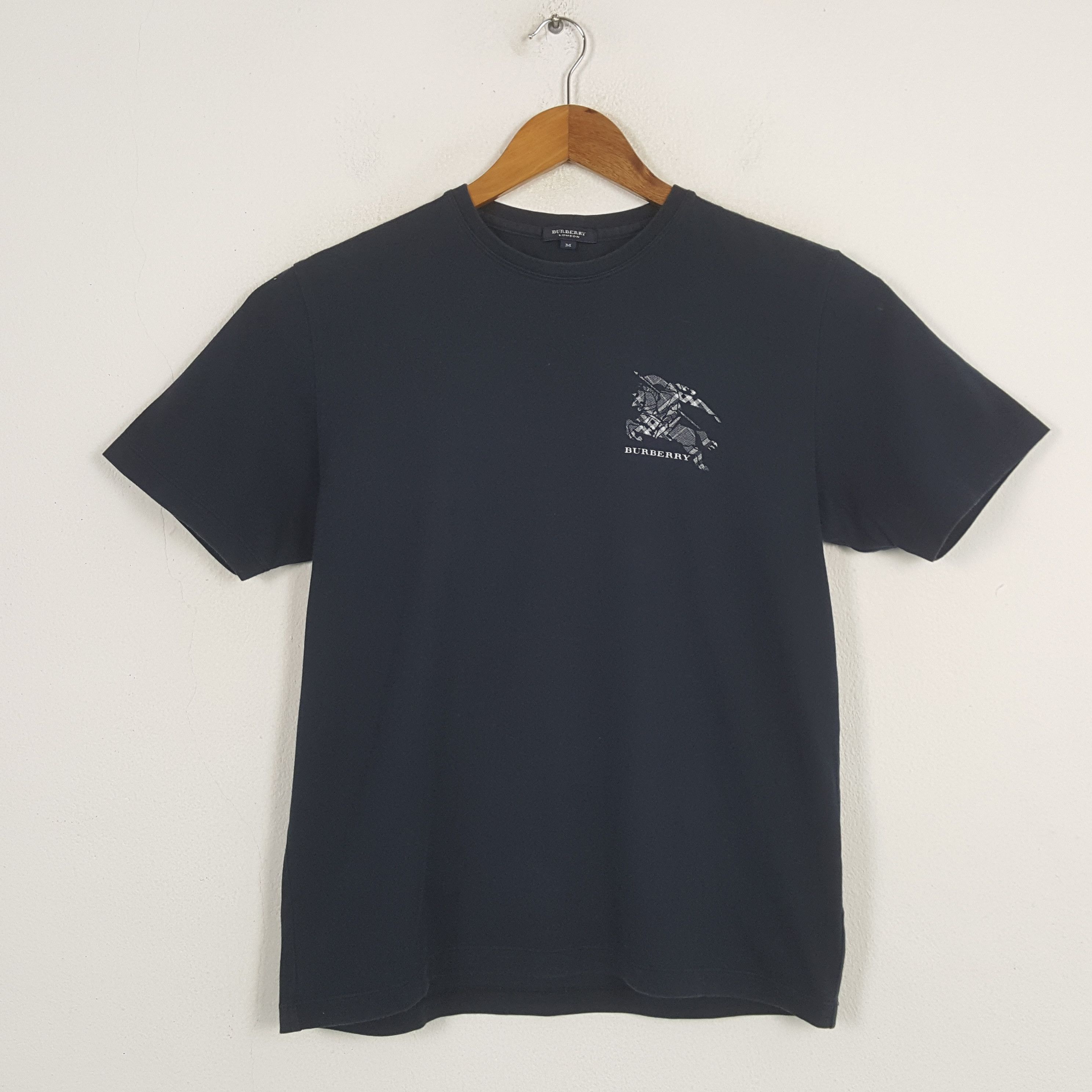 Burberry × Vintage Vintage BURBERRY LONDON Fashion Brand T-shirt C285N54 Size US L / EU 52-54 / 3 - 3 Thumbnail