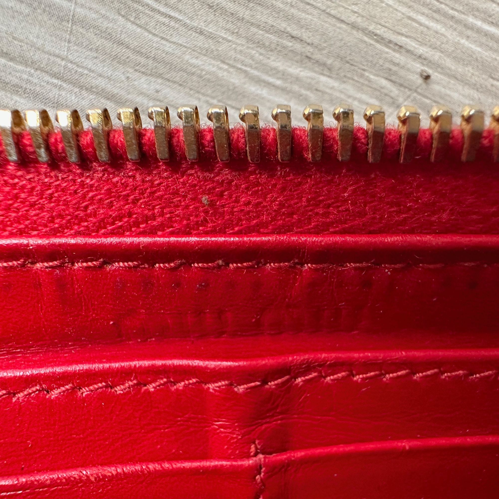 Miu Miu Miu Miu Red Croc Embossed Leather Zip Around Wallet with Box Size ONE SIZE - 15 Thumbnail