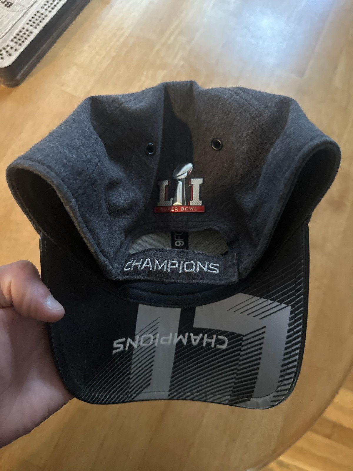 NFL NEW ENGLAND PATRIOTS SUPER BOWL 51 HAT Size ONE SIZE - 5 Thumbnail