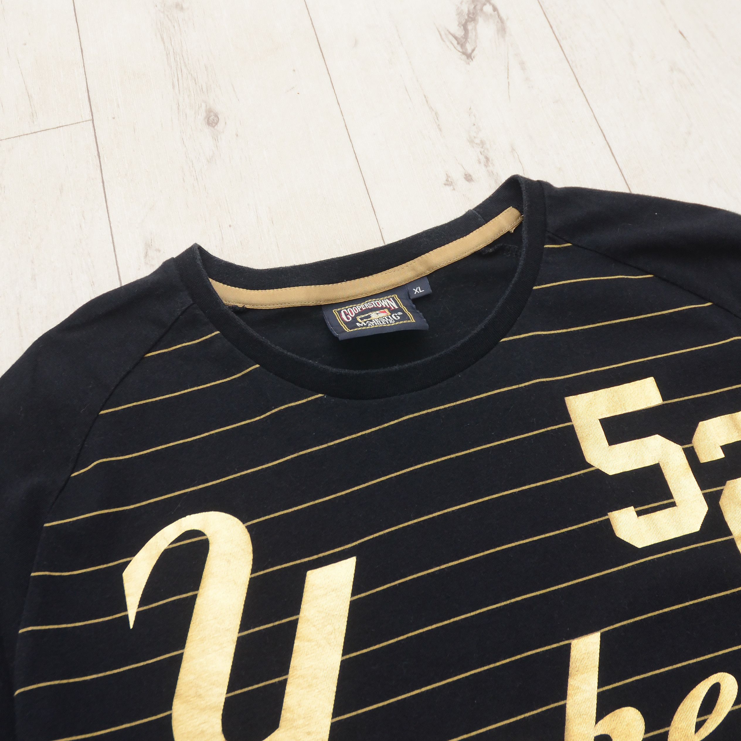 Majestic × New York Yankees × Vintage New York Yankees MAJESTIC T-Shirt Black Gold Tee Rare Sz L-M Size US L / EU 52-54 / 3 - 6 Thumbnail