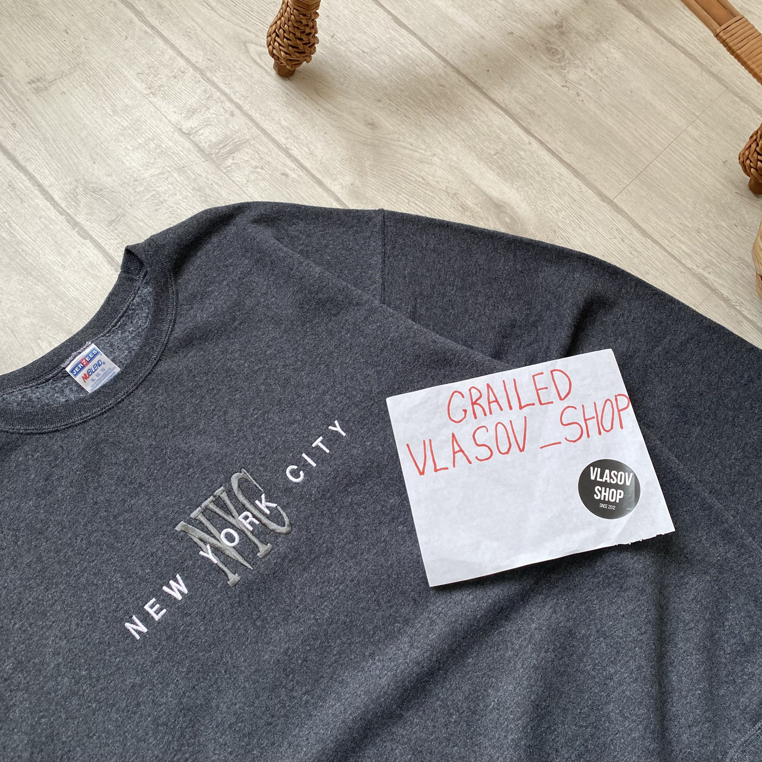 Hanes 🇺🇸 Vintage New York City Logo Embroidered Boxy Sweatshirt Size US XL / EU 56 / 4 - 5 Thumbnail