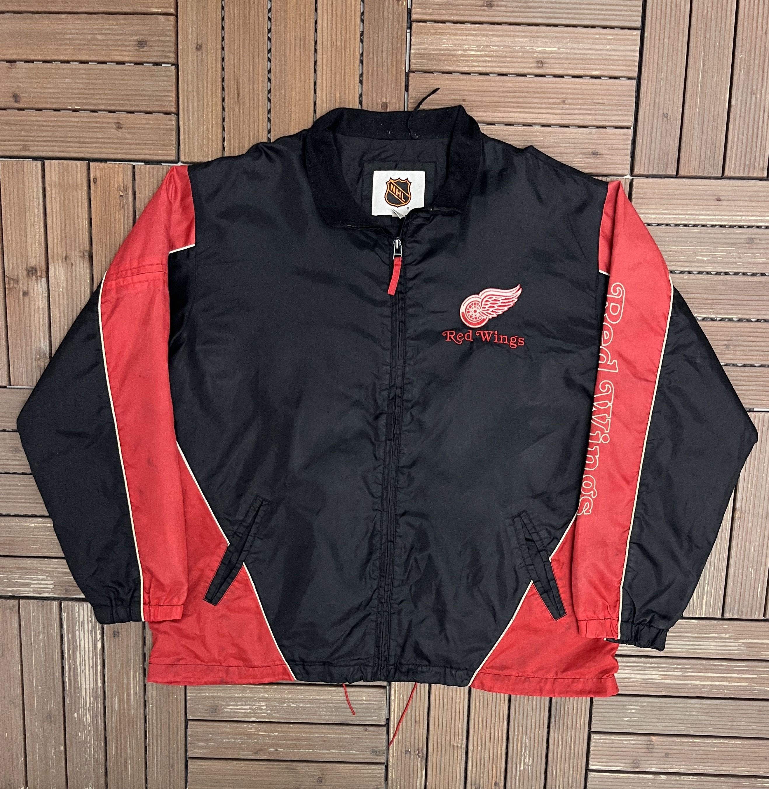 Vintage Detroit Red Wings Stitched Vintage Windbreaker Jacket Size US XL / EU 56 / 4 - 1 Thumbnail