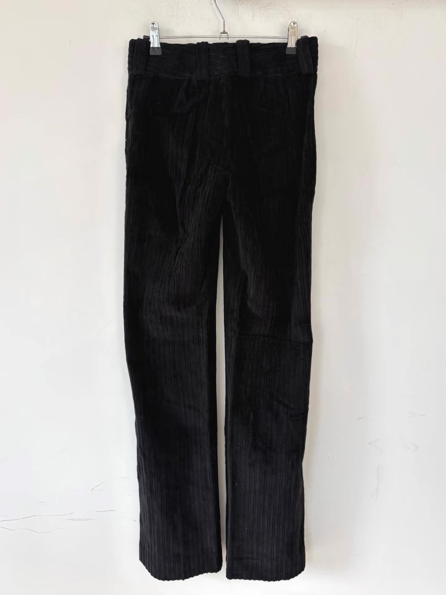 Dolce & Gabbana Dolce & Gabbana Women's Black Corduroy Trousers Ｑ21 Size 26" / US 2 / IT 38 - 2 Thumbnail