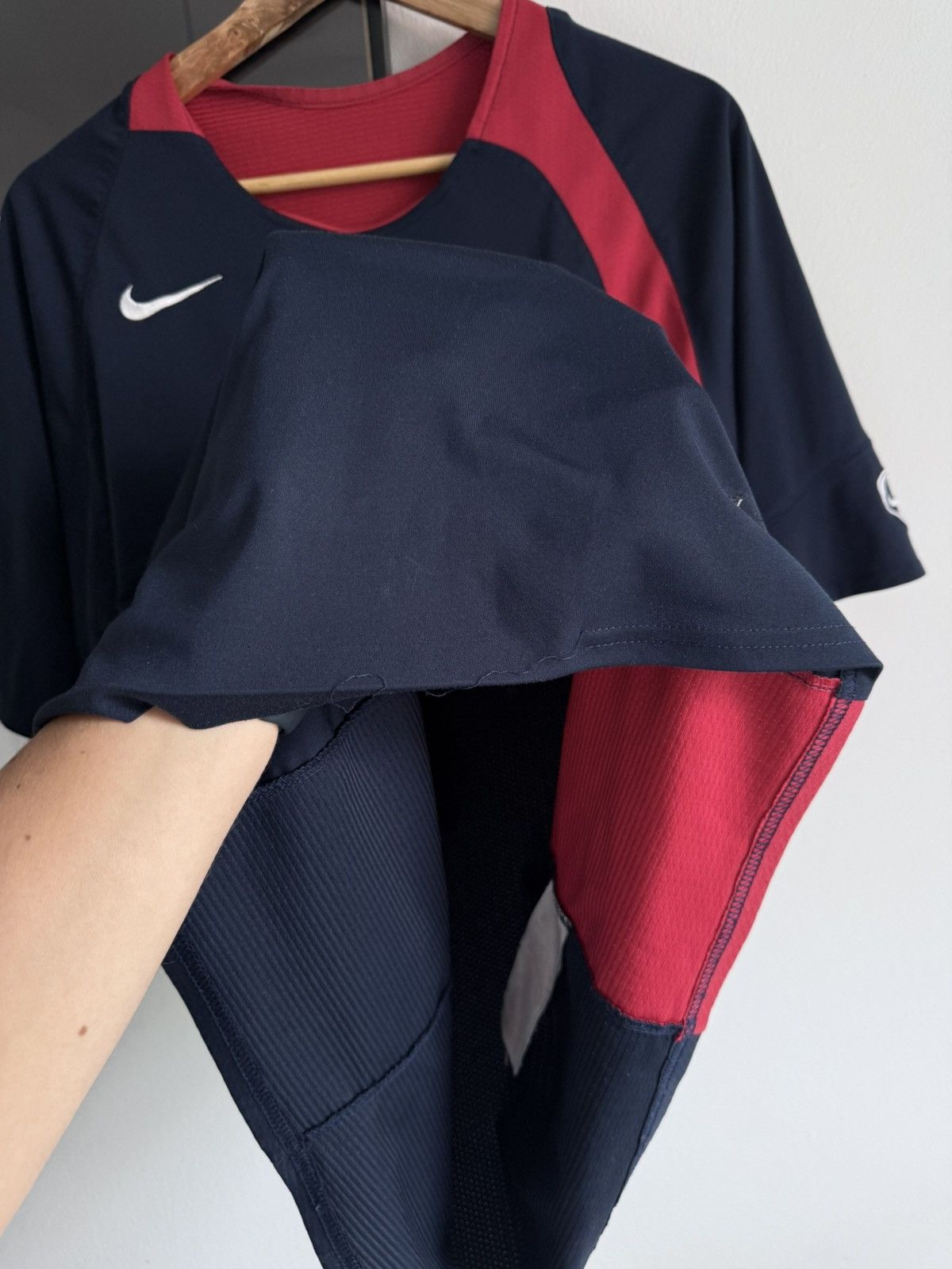 Nike Vintage Nike Jersey Arsenal 2004 2005 O2 Soccer Jersey Size US L / EU 52-54 / 3 - 4 Thumbnail