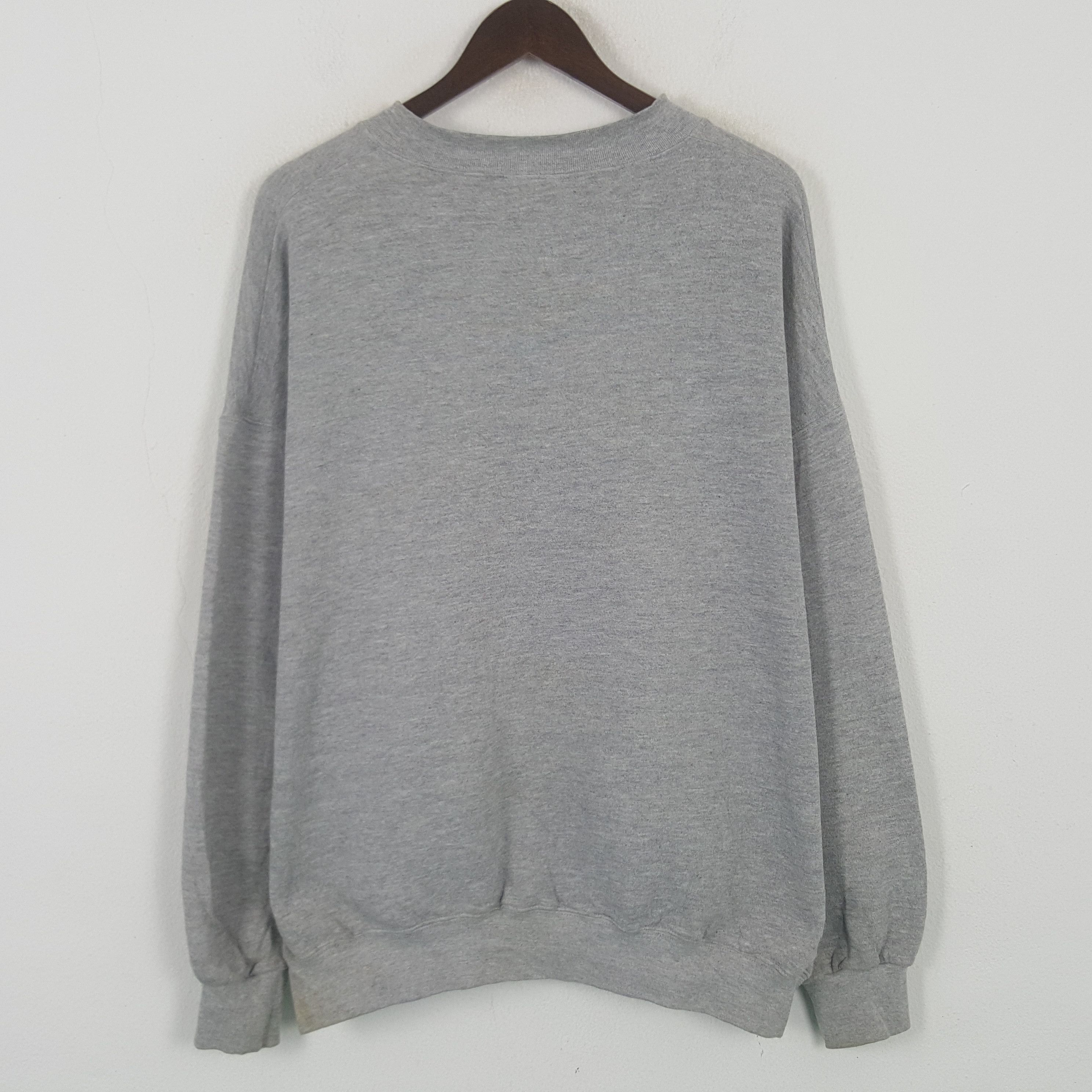 Disney Vintage Pooh Honey Of A Bear Sweatshirt Size US XXL / EU 58 / 5 - 3 Thumbnail