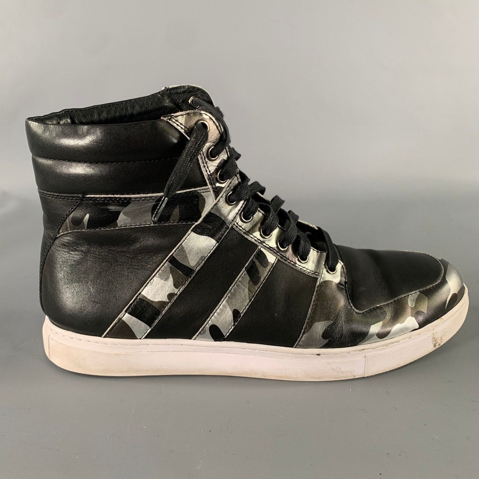 Badgley Mischka BADGLEY MISCHKA Size 12 Black Silver Camo High Top Sneakers Size US 12 / EU 45 - 2 Thumbnail