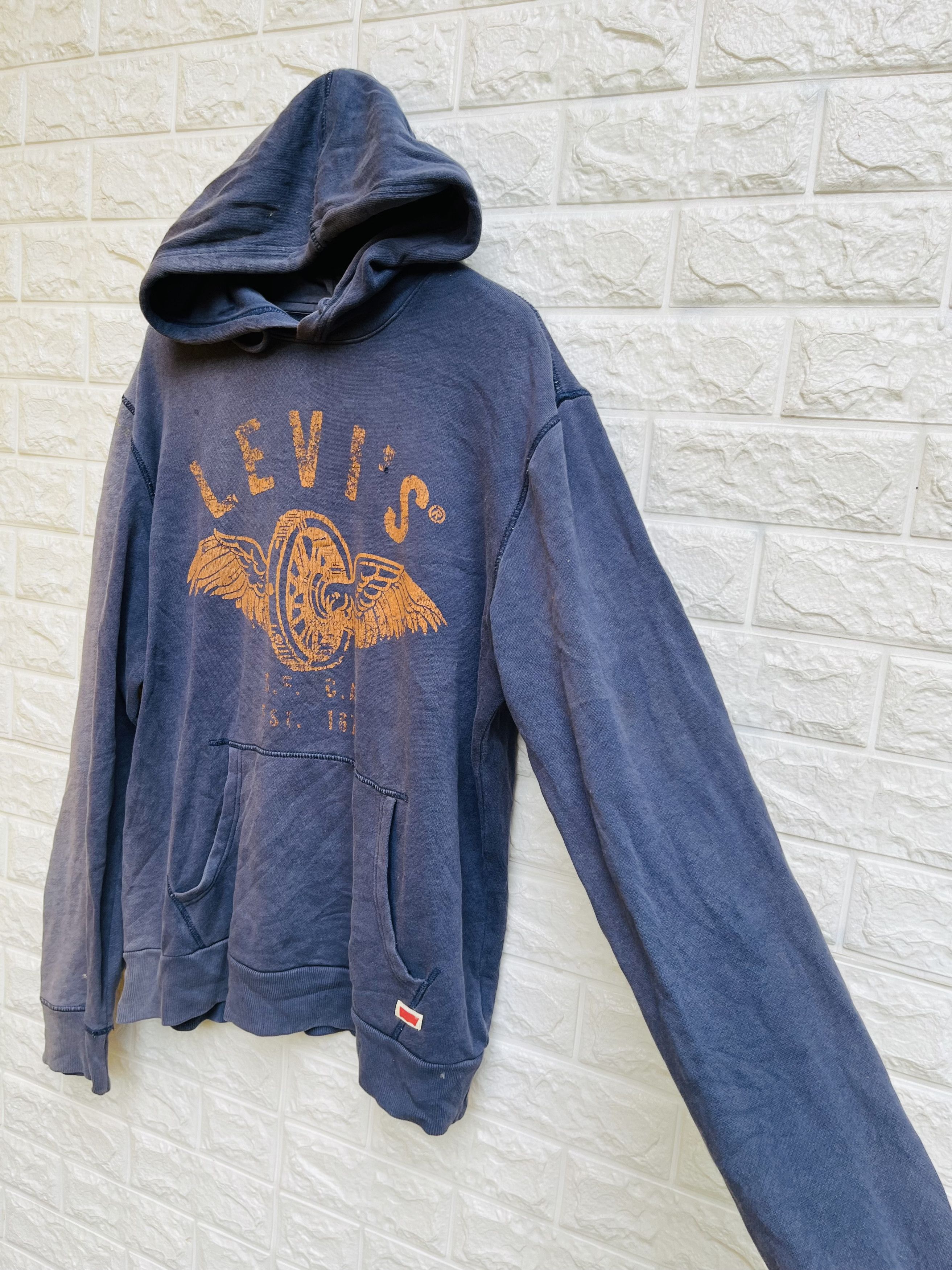 Levi's Vintage Clothing × Vintage Vintage Levis Wing Big Logo Designed Fashion Style Size US L / EU 52-54 / 3 - 5 Thumbnail
