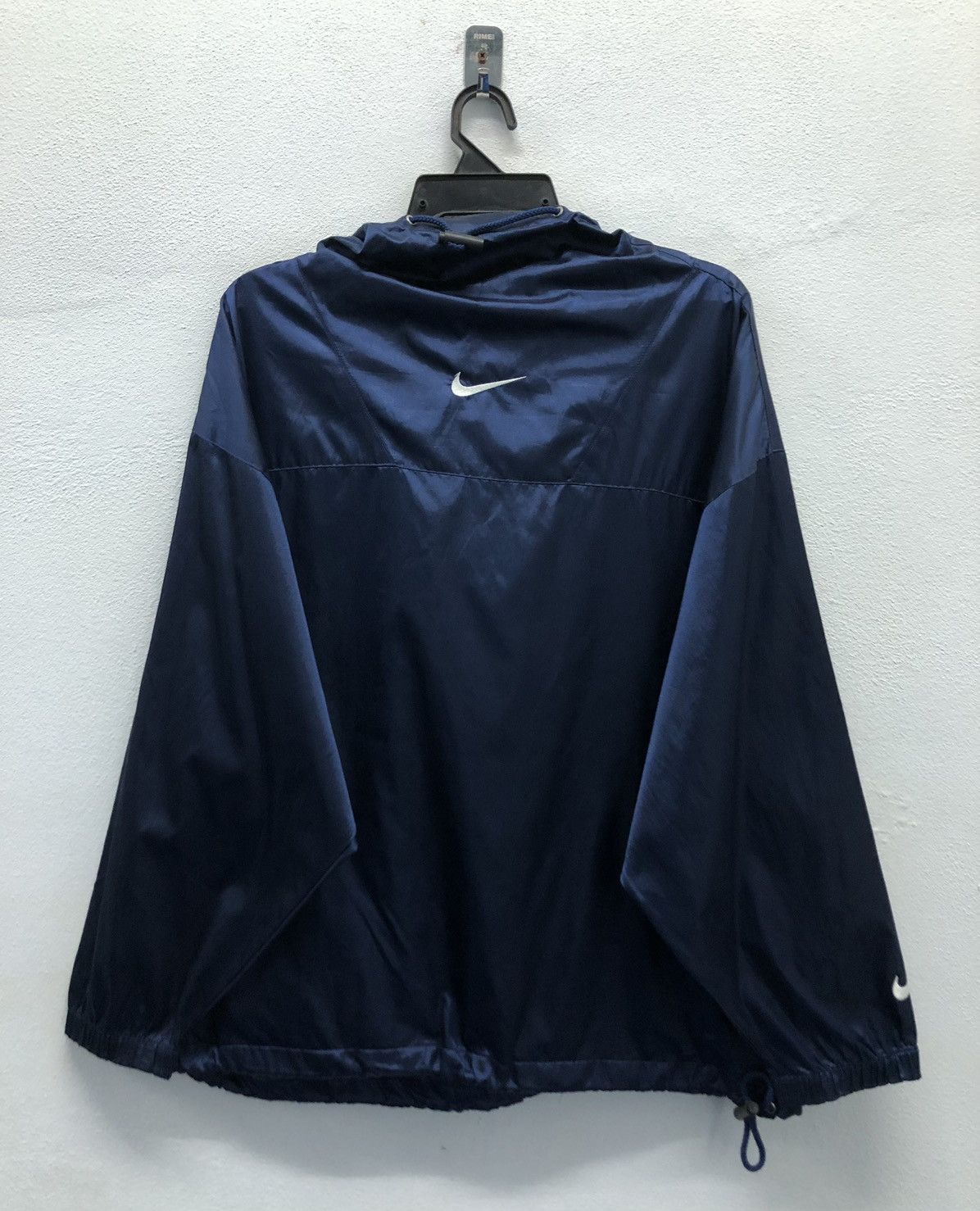Nike Vintage Nike Windbreaker Jacket – Navy Blue Size US L / EU 52-54 / 3 - 1 Thumbnail