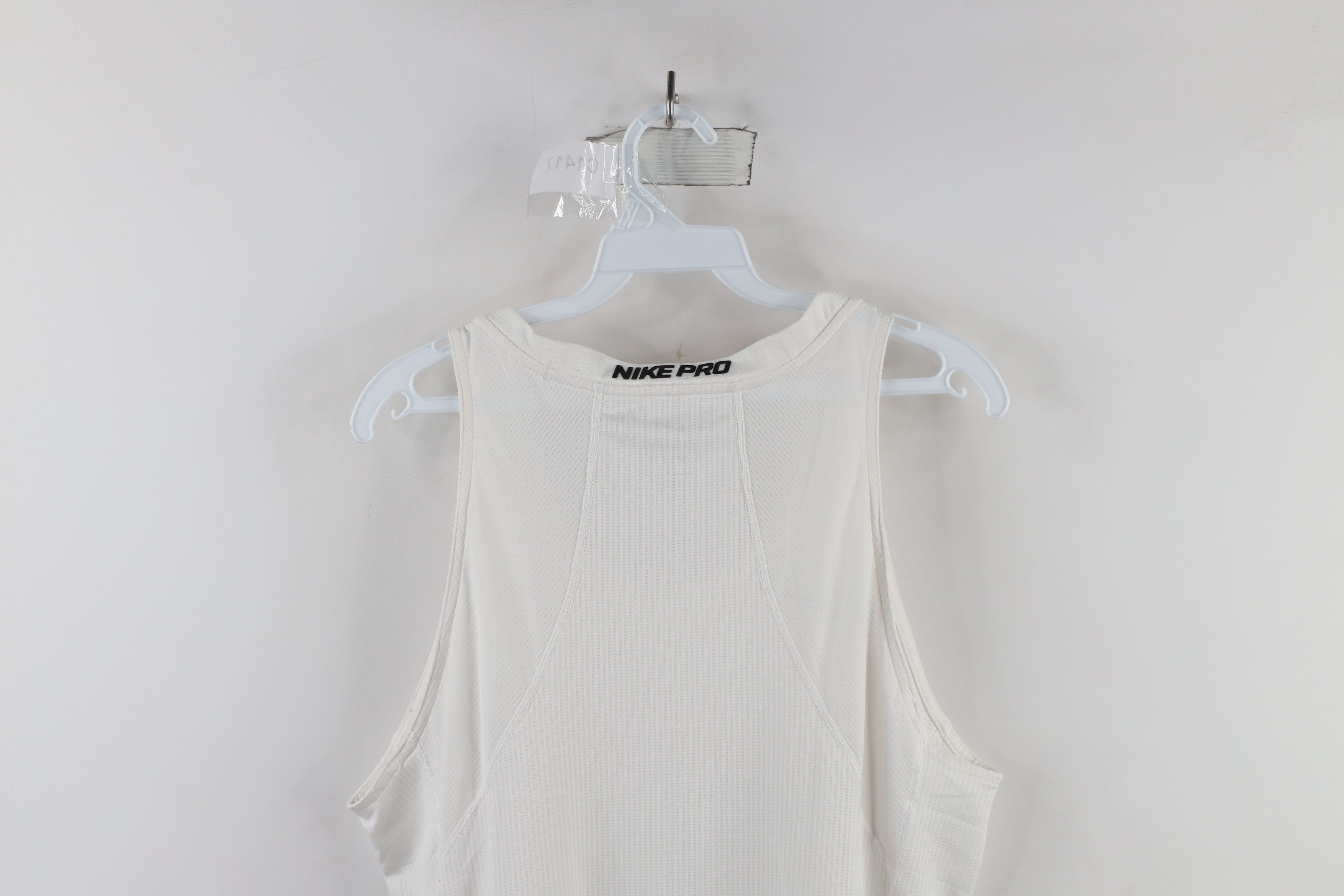 Nike × Vintage Nike Pro Issue Compression Training Tank Top T-Shirt White Size US XL / EU 56 / 4 - 12 Thumbnail
