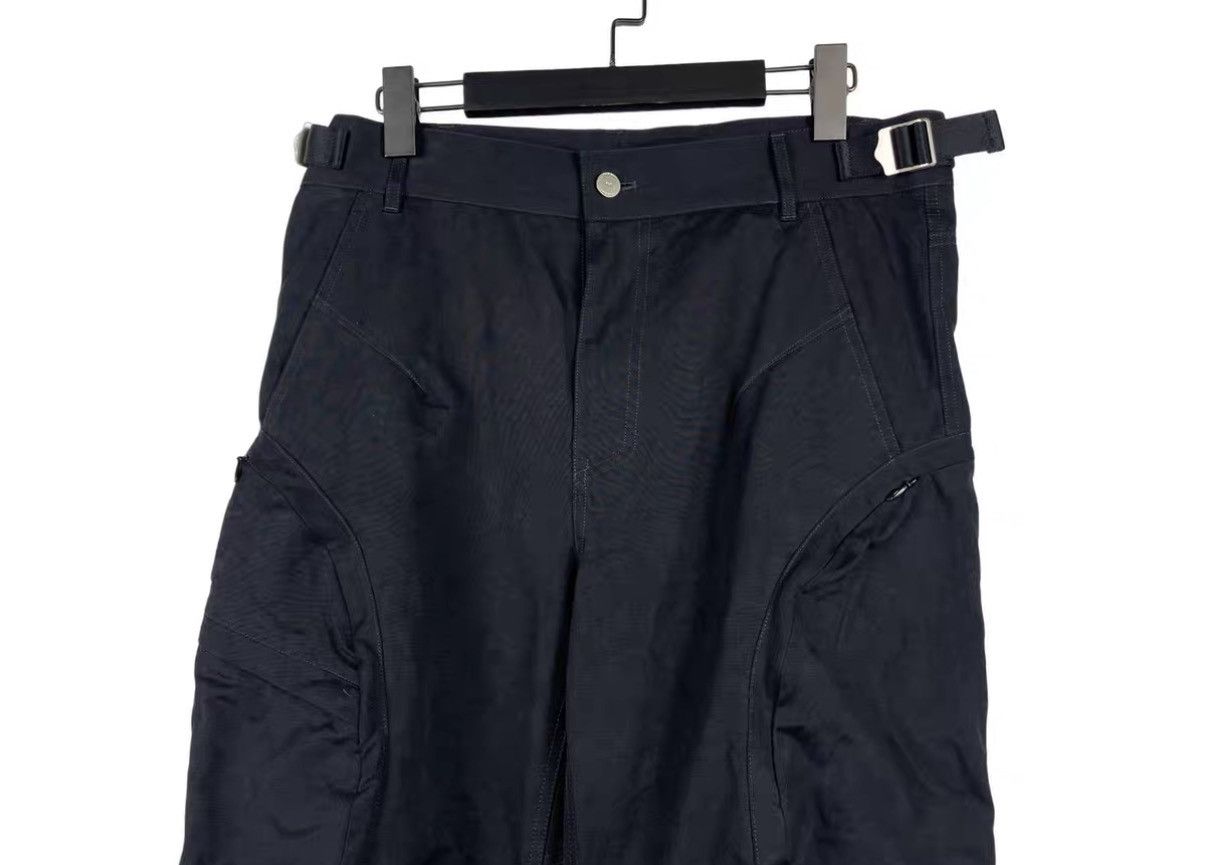 FAR FROM WHAT Far Archive Zip Detail Multi-Pocket Wide-Leg Cargo Pants J31 Size US 32 / EU 48 - 3 Thumbnail