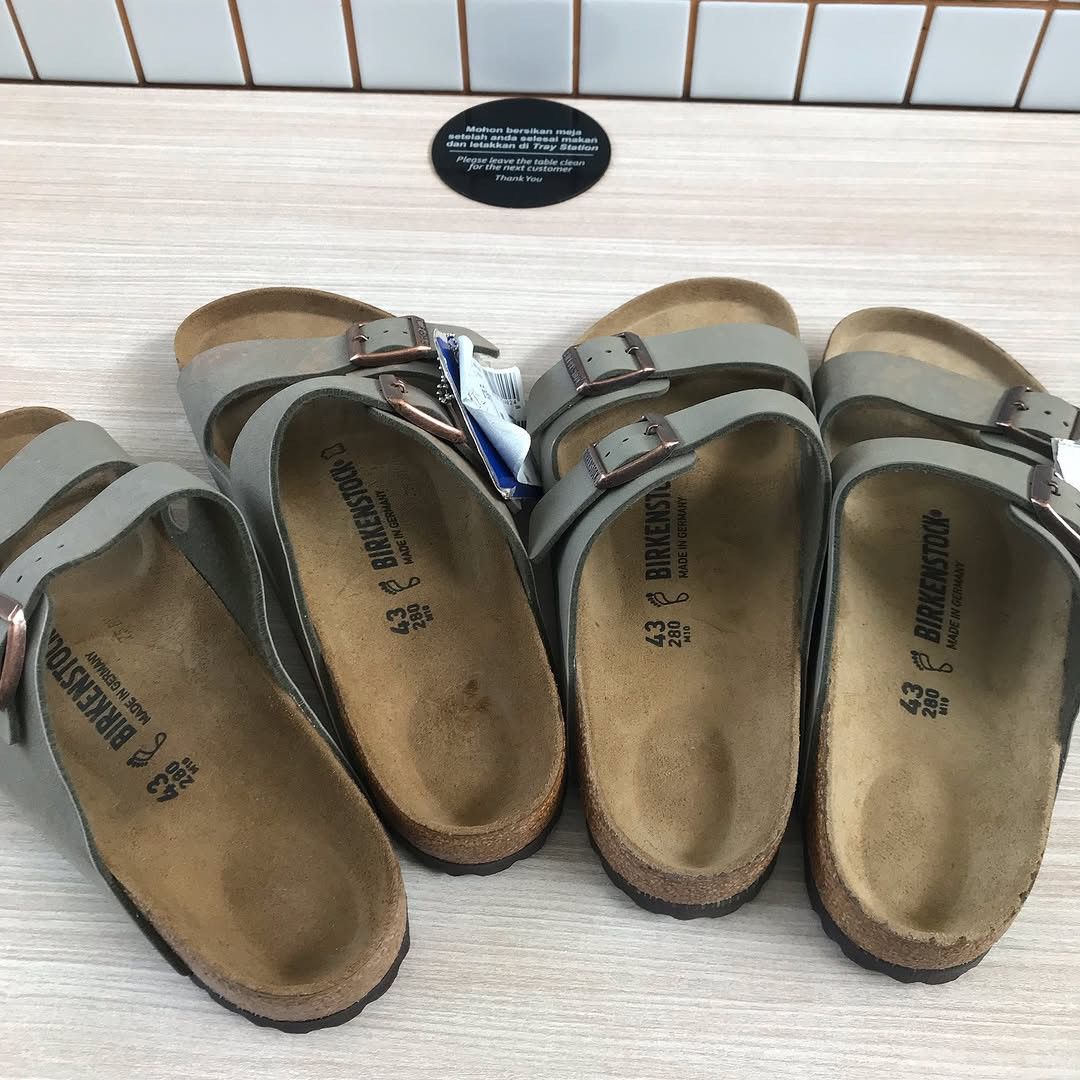 Birkenstock Steal Deal Birkenstock Arizona Birkibuc grey Stone Sandals Size US 9 / EU 42 - 12 Thumbnail