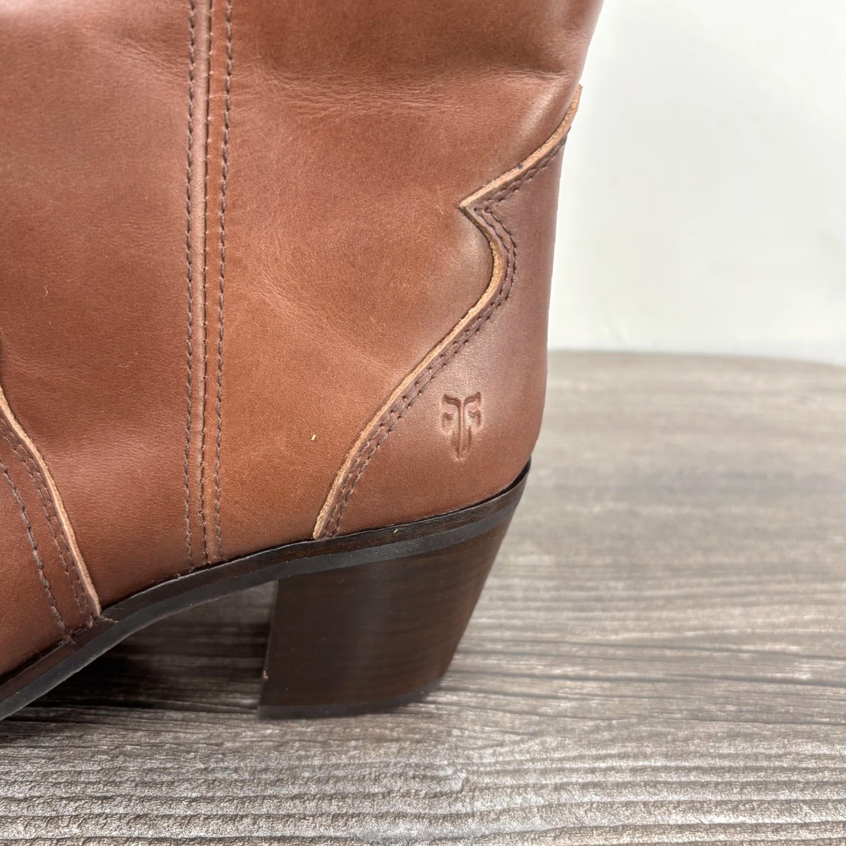 Frye Sara Wingtip Boots Womens 6M Brown Mid Calf Leather Studded Western  Block Heel Casual Party/
