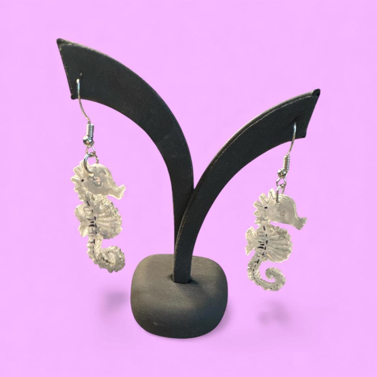 Other Clear Acrylic Seahorse Earrings – Beachy, Cute & Light Size ONE SIZE - 1 Preview