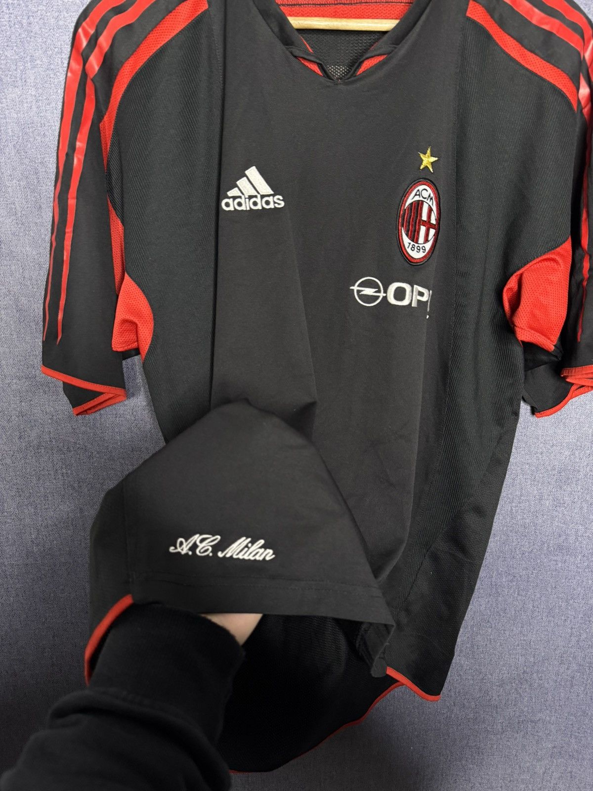 Adidas Vintage Adidas AC Milan Opel Jersey 2004/2005 Training Shirt Size US L / EU 52-54 / 3 - 7 Thumbnail