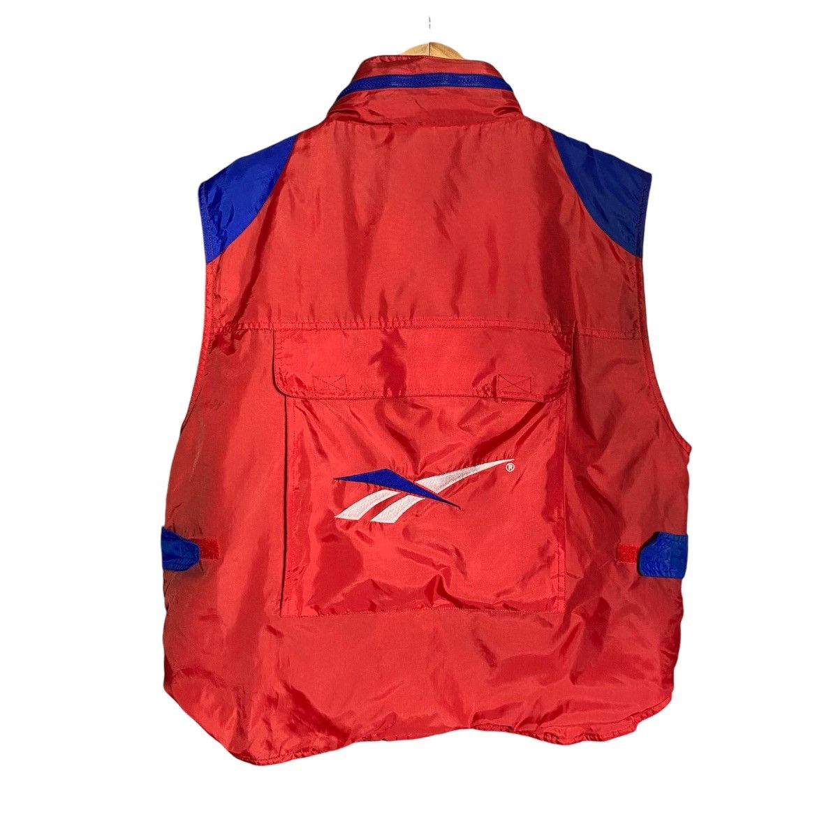 Reebok × Vintage Vintage 90s Reebok Embroidery Logo Pockets Nylon Hoodie Vest Size US L / EU 52-54 / 3 - 2 Thumbnail
