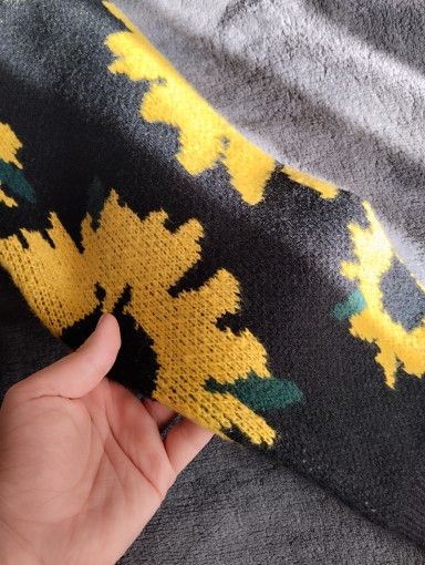 Japanese Brand × Vintage Japanese Vintage Sunflower Knitted Sweater Size US M / EU 48-50 / 2 - 6 Thumbnail
