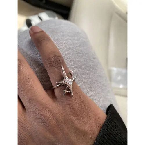 VIBE Abstract Star Crystal Ring Size ONE SIZE - 4 Thumbnail