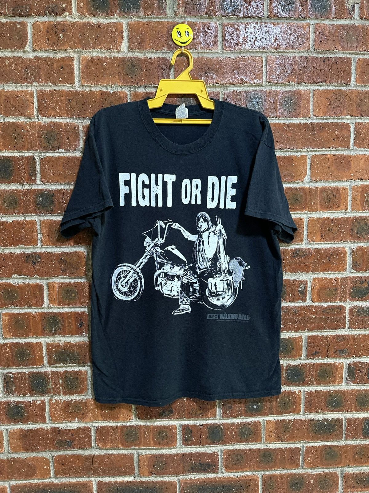 Gildan × Vintage Vintage The Walking Dead Fight Or Die Faded Tee Size US L / EU 52-54 / 3 - 1 Thumbnail
